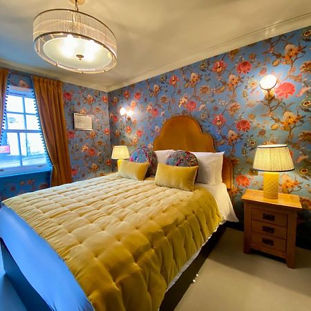 Отель Roslyn House Тобермори Экстерьер фото