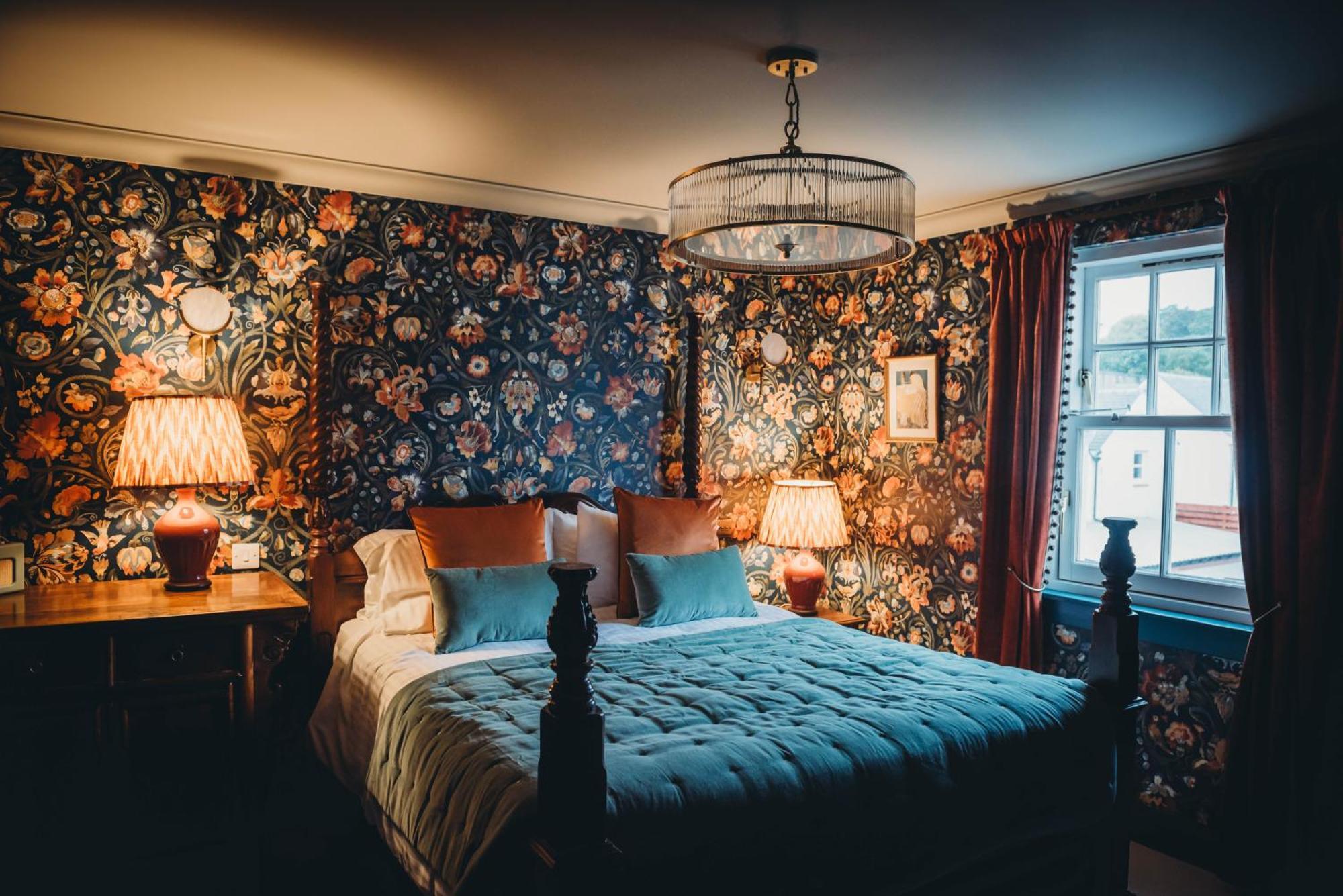 Отель Roslyn House Тобермори Экстерьер фото
